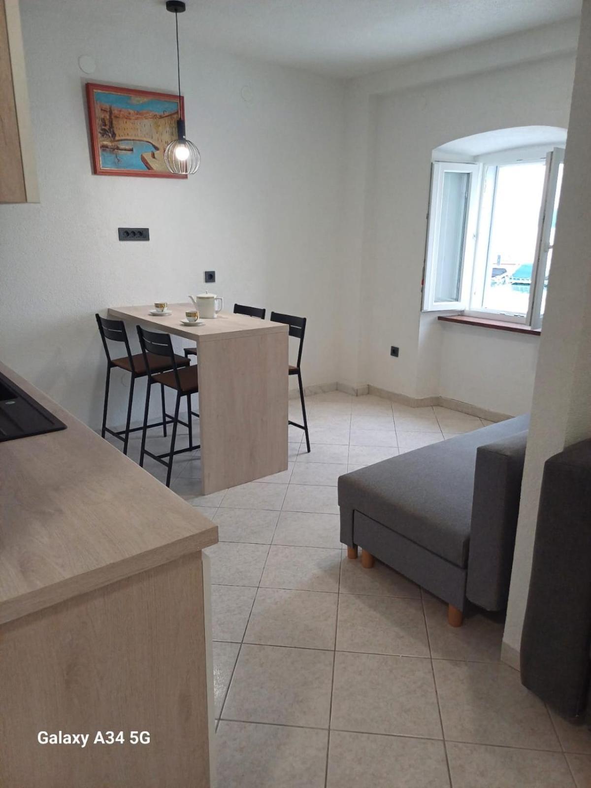 Apartmani Centar 塞尔瑟 外观 照片