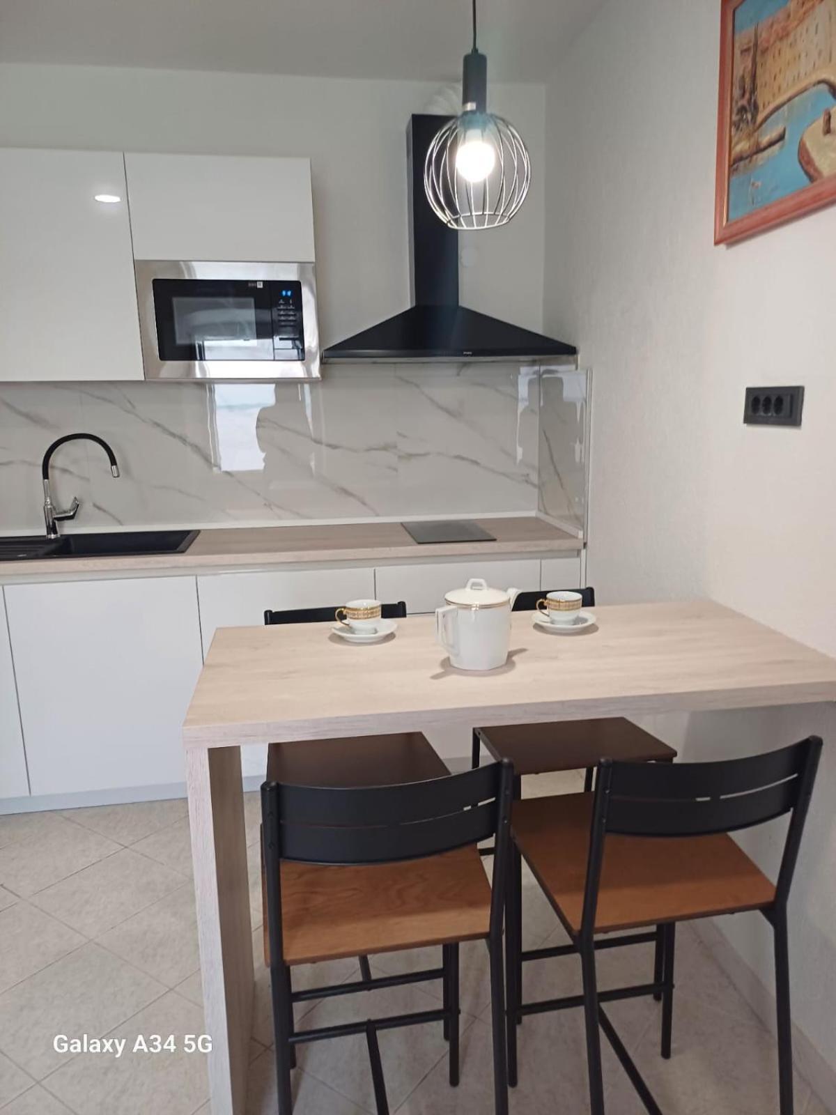 Apartmani Centar 塞尔瑟 外观 照片