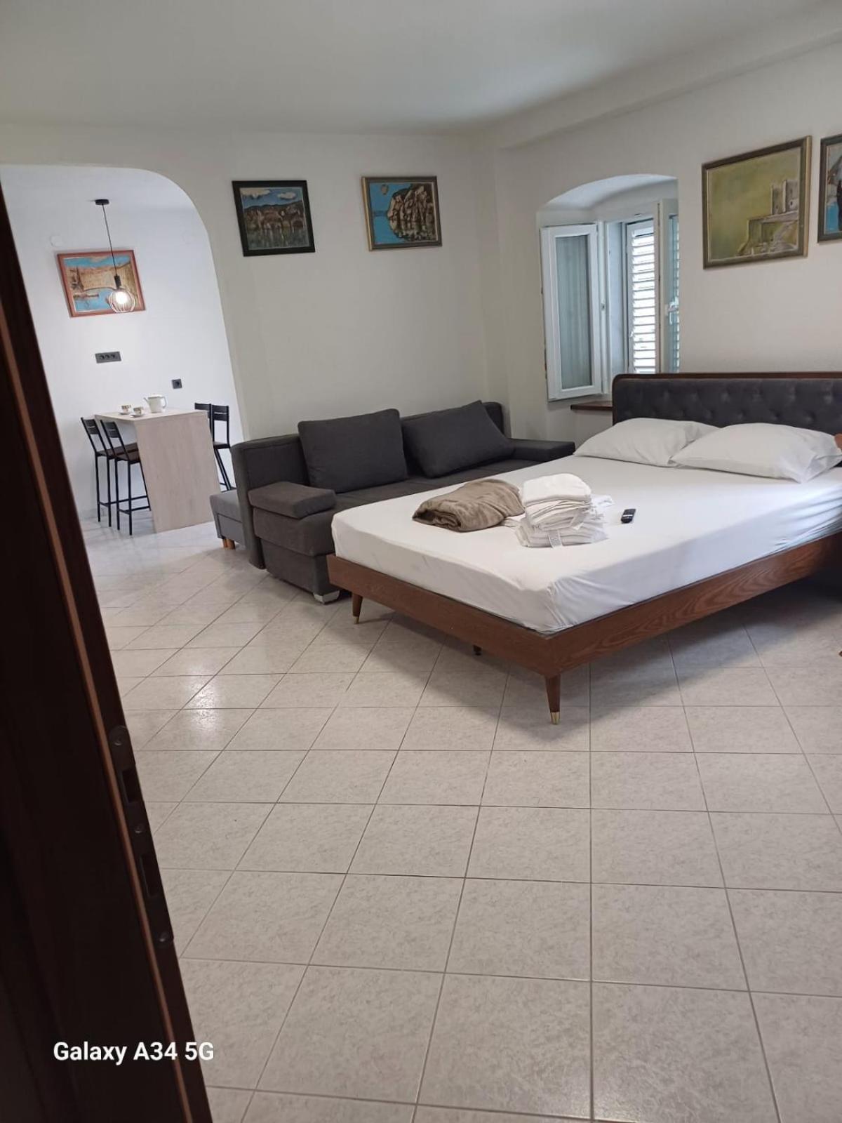 Apartmani Centar 塞尔瑟 外观 照片